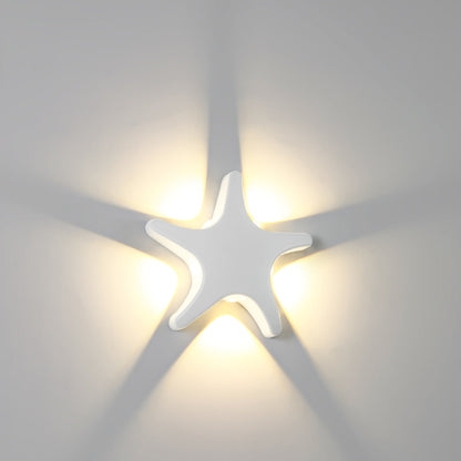 LumiStar - Wodoodporna Lampa LED na Ścianę z Eleganckim Aluminiowym Wykończeniem do Zewnętrznych Przestrzeni