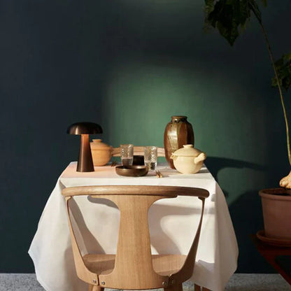 Elegancka Przenośna Lampa Stołowa - ShroomLite