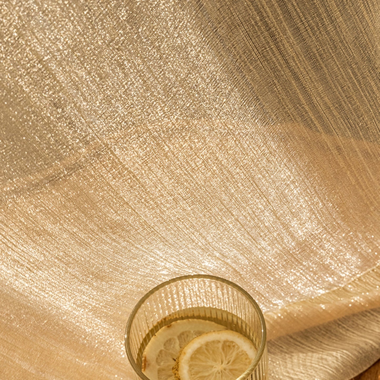 Stylowe zasłony, które ożywiają wnętrze