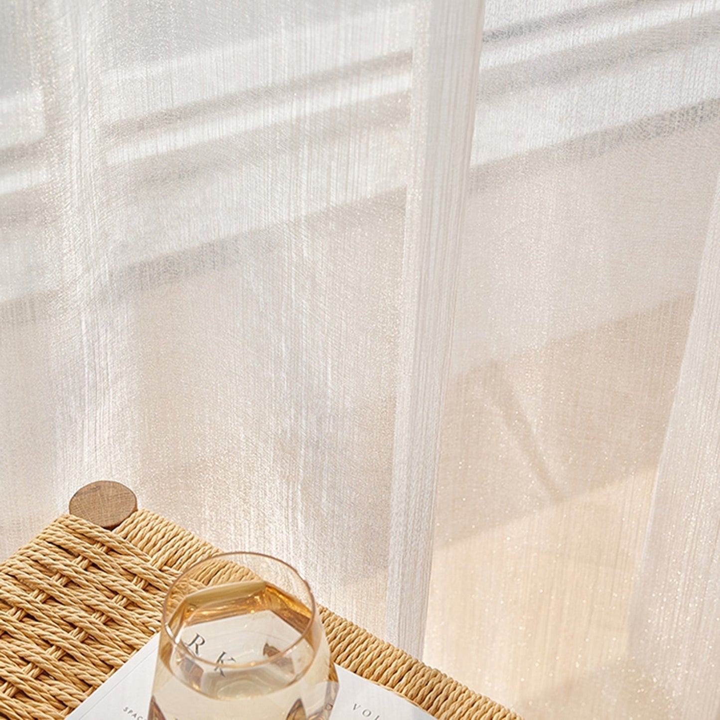 Stylowe zasłony, które ożywiają wnętrze