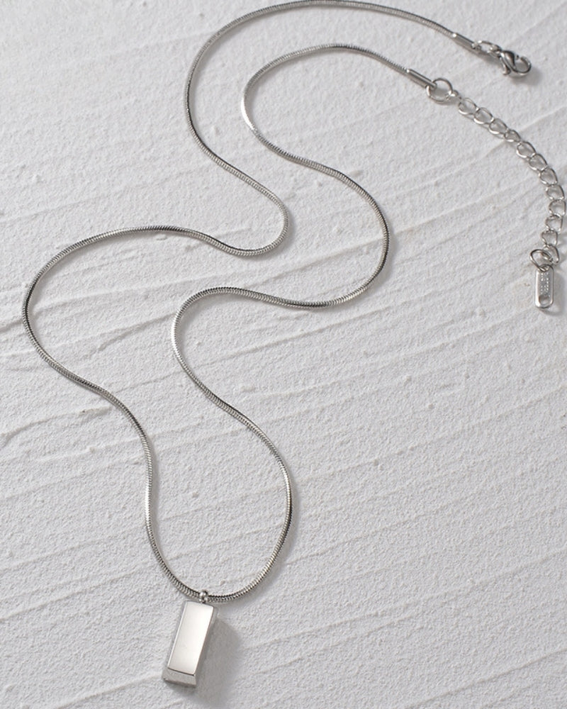 Naszyjnik z Tagiem Axis