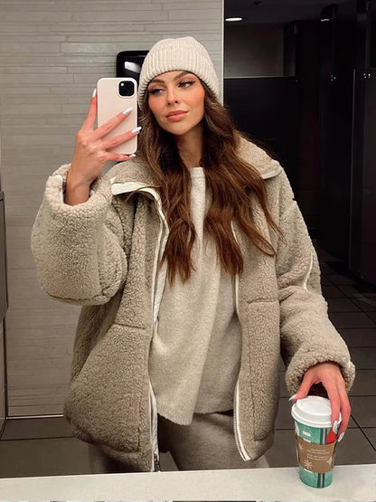 Damski Zimowy Płaszcz Teddy z Zapięciem na Zamek Błyskawiczny
