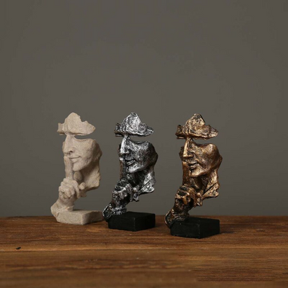 Trzy mądre małpki – rzeźba z głębokim przesłaniem