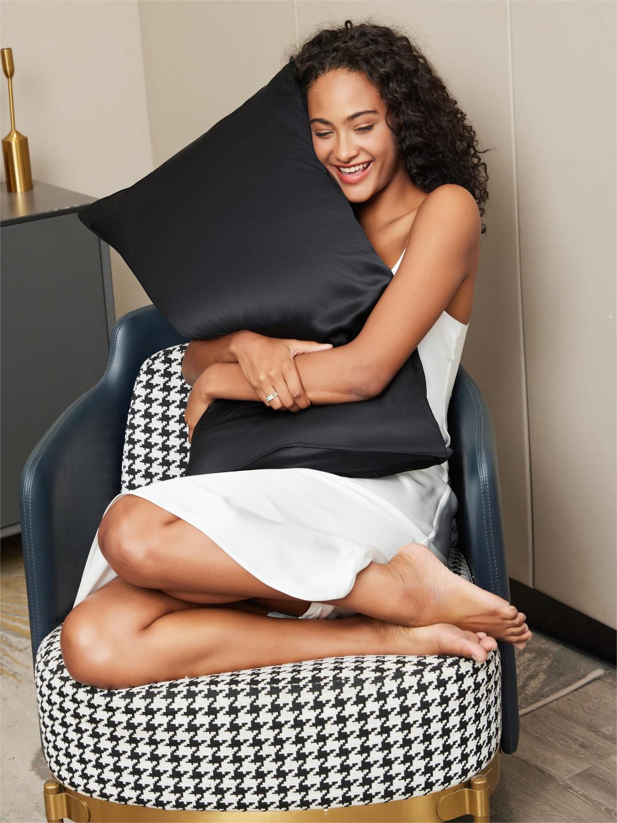 LuxeSleep - Jedwabna poszewka na poduszkę z morwy z dyskretnym zamkiem błyskawicznym