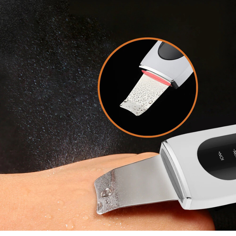 RadiantGlow - Oczyszczacz porów i usuwacz zaskórników do twarzy