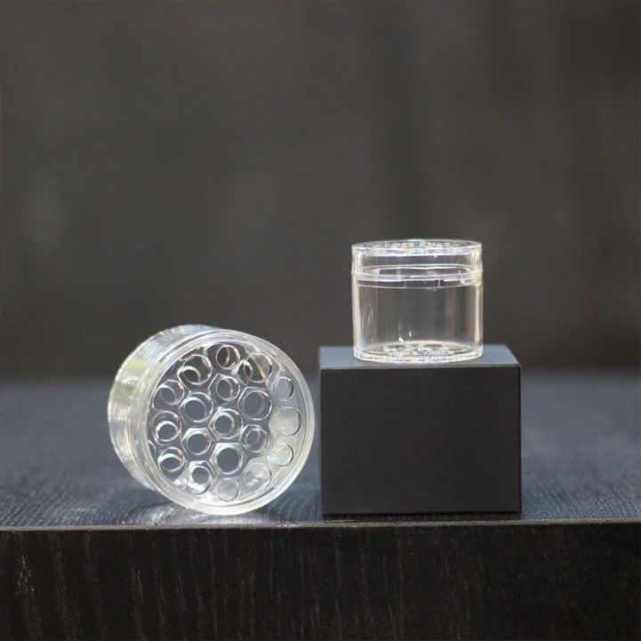 Kup 1, Odbierz 1 Gratis | Spiralny Stojak na Kwiaty do Doskonałych Kompozycji Wazonowych