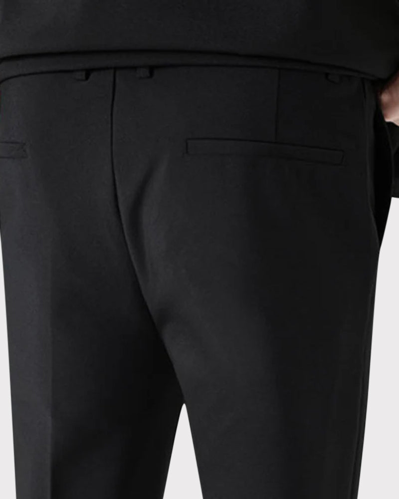 Stylowy Zestaw Casual z Inteligentnymi Elementami