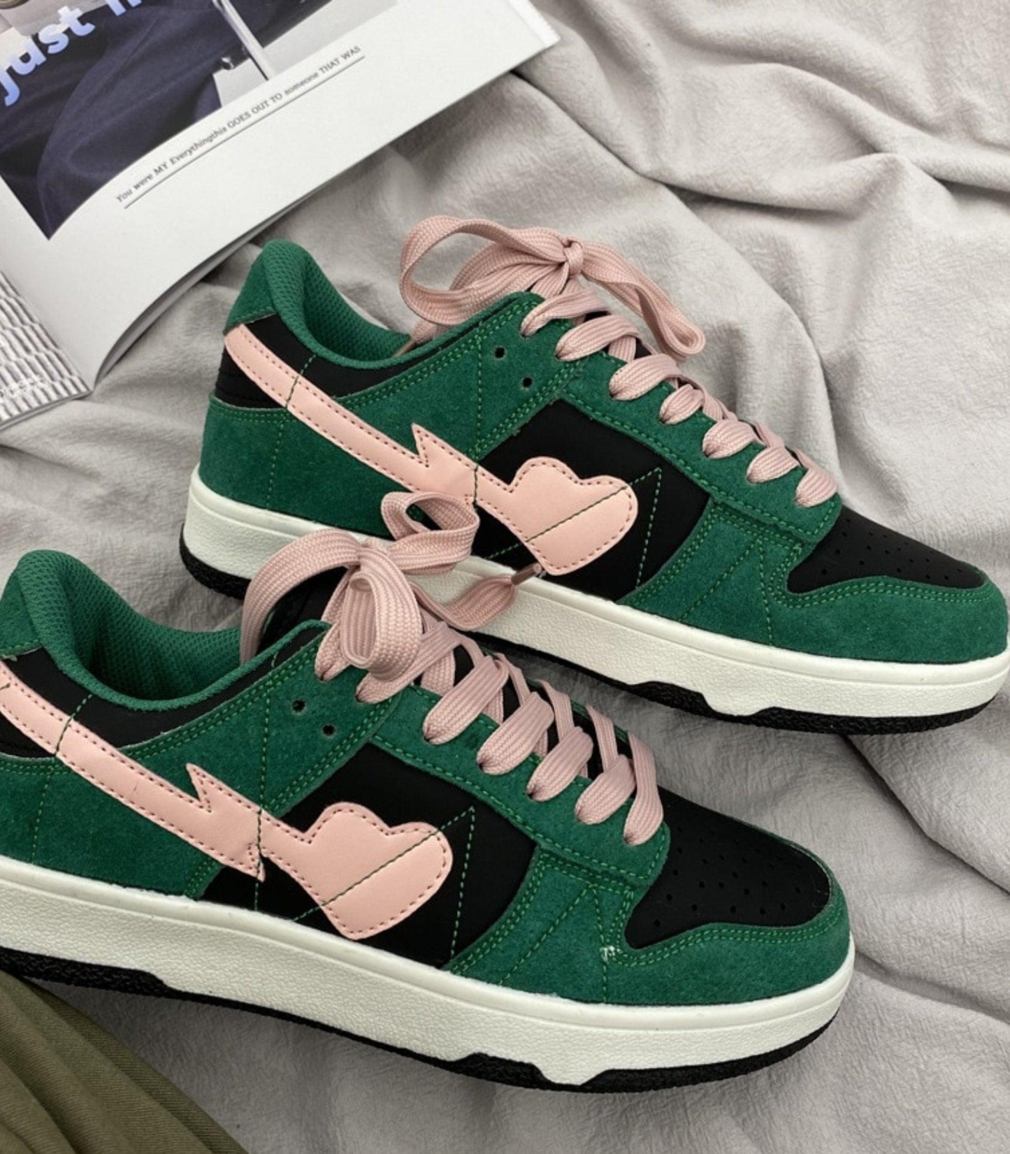 XYZIUS | Stylish Women's Sneakers