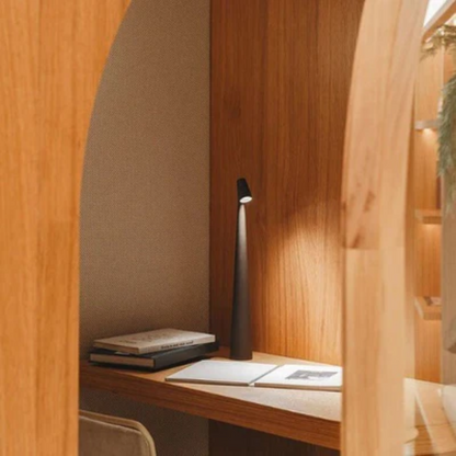 Bezprzewodowa Lampa Stołowa LED w Stylu Skandynawskim - Minimalistyczny Design