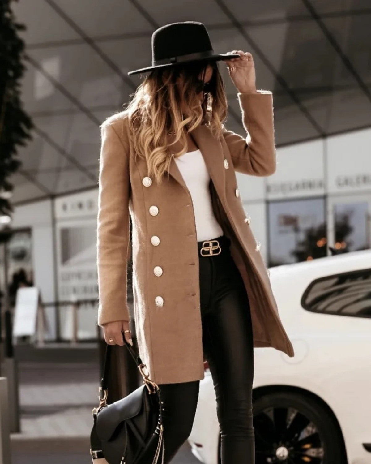 Elegancki Damski Żakiet Slim Fit z Podwójnym Zapięciem