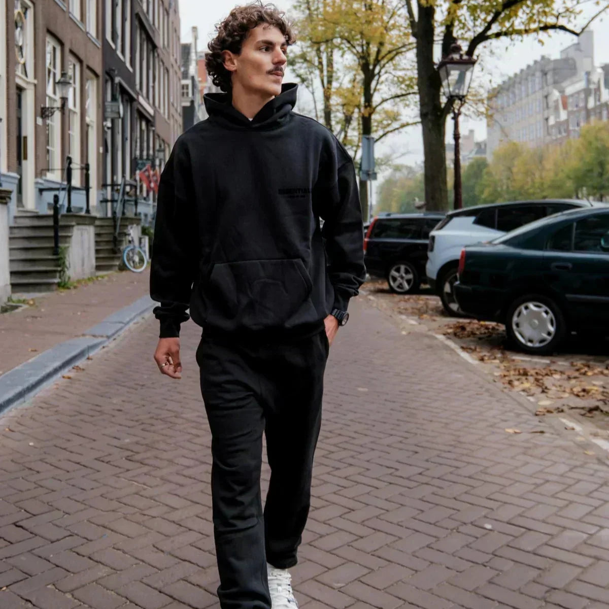 Bluza z kapturem – Wygodna i Modna Streetwear