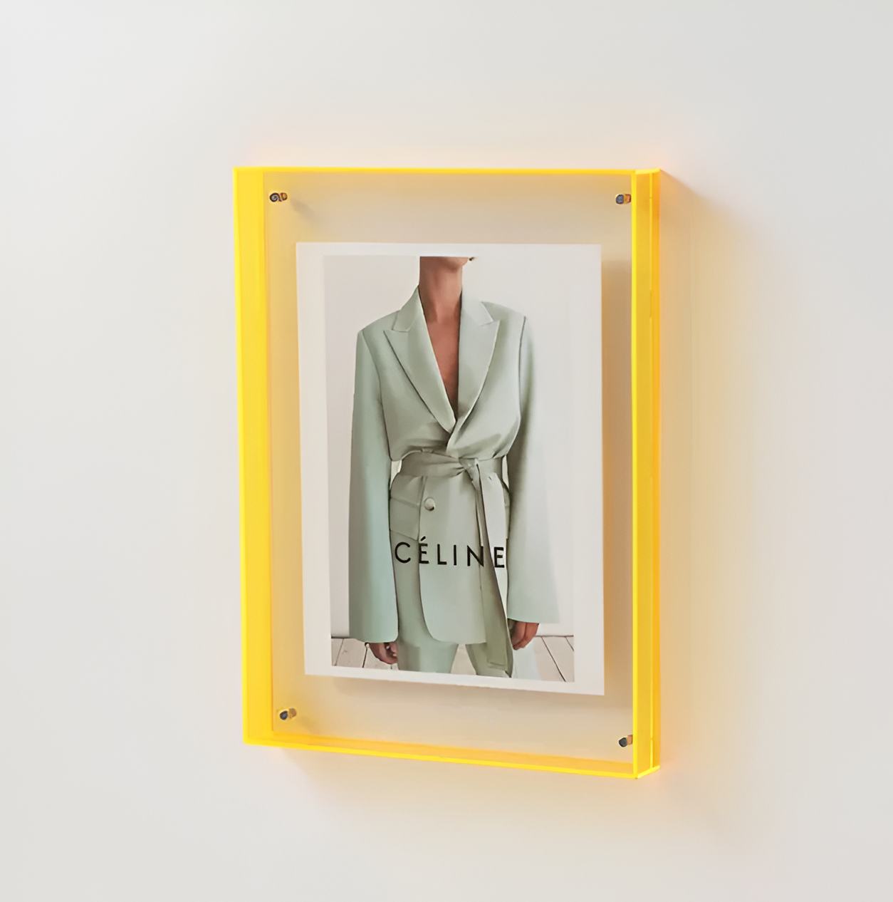 Seravina - Stylowa Minimalistyczna Ramka na Zdjęcia z Akrylu