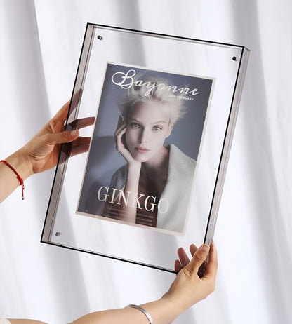 Seravina - Stylowa Minimalistyczna Ramka na Zdjęcia z Akrylu