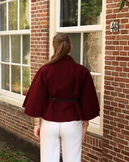 Kobiecy płaszcz z wełny