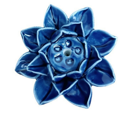 Stylowy stojak na kadzidła z motywem kwiatu lotosu