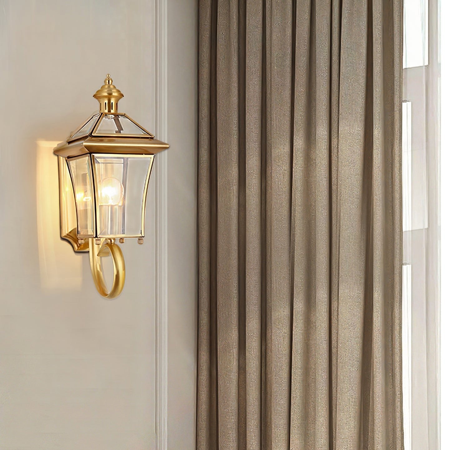 Olivara - Retro Mosiężna Lampa Ścienna do Użytku Zewnętrznego