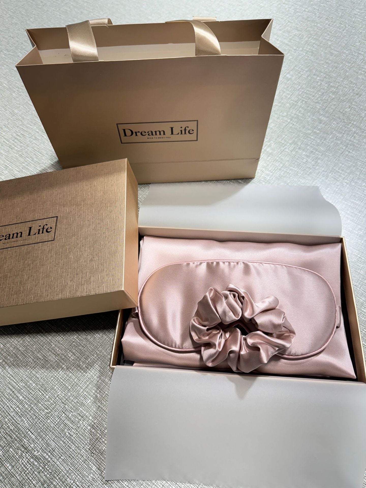 PureSilk - 4-częściowy zestaw jedwabny delikatny dla skóry (poduszka z ukrytym zamkiem błyskawicznym)