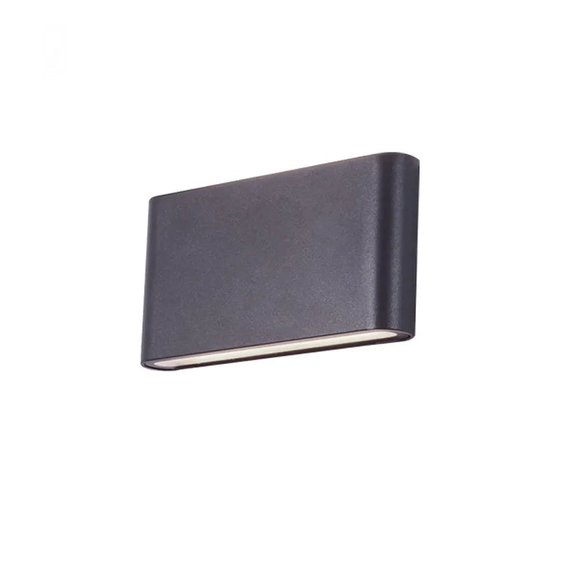 BrightGuard | Wodoodporna LED Lampa Ścienna do Użytku na Zewnątrz