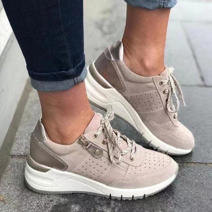 ZARA | Eleganckie damskie sneakersy na koturnie