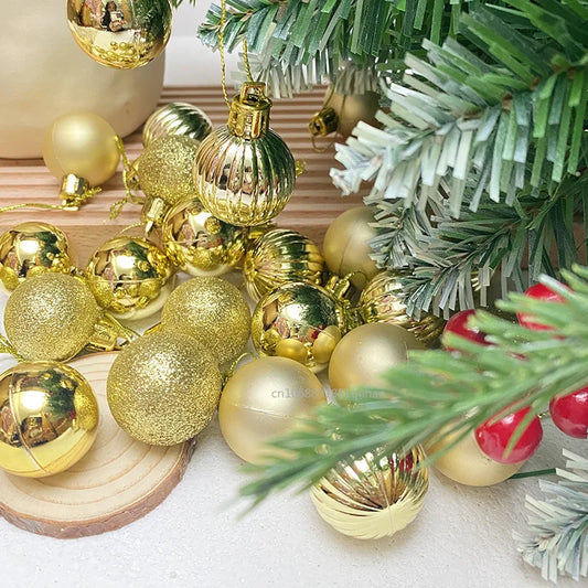 Shimmering Christmas | Elegant Ornaments