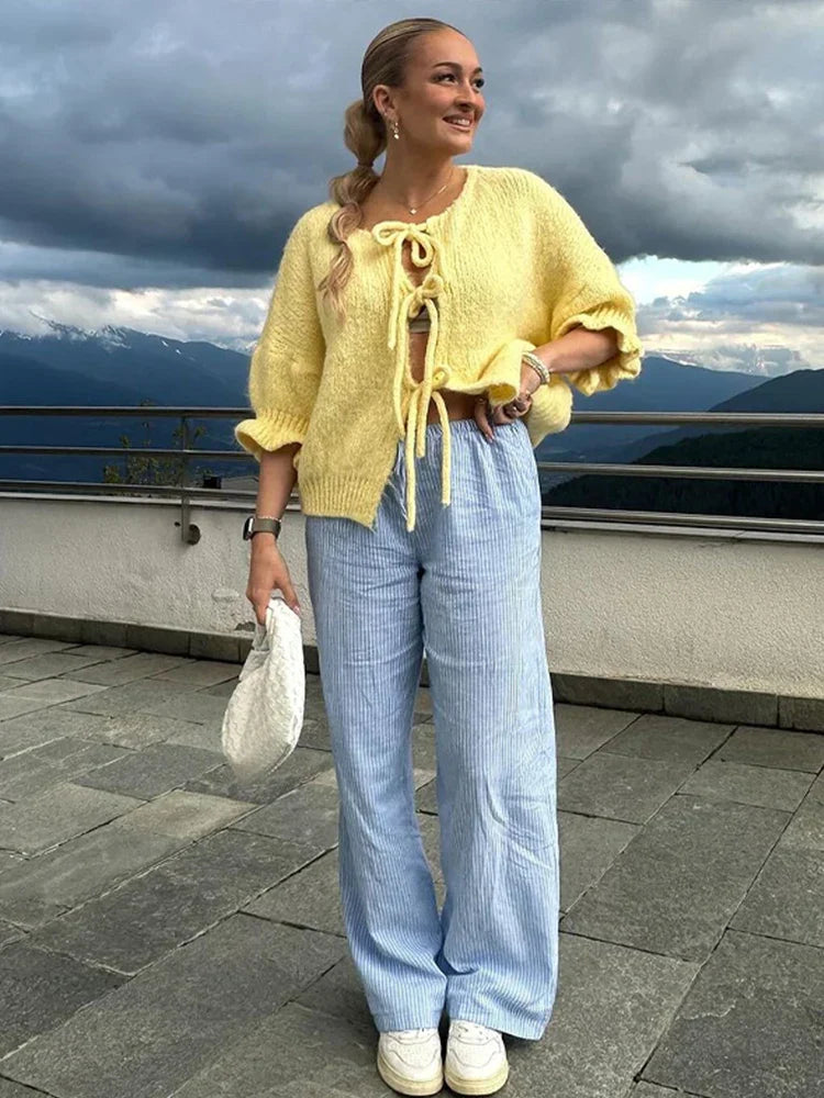 ROOS | Luksusowy sweter z koronkowymi detalami dla eleganckiego akcentu