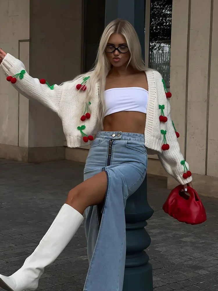 AMELIE | Uroczy wiśniowy sweter dla radosnego stylu