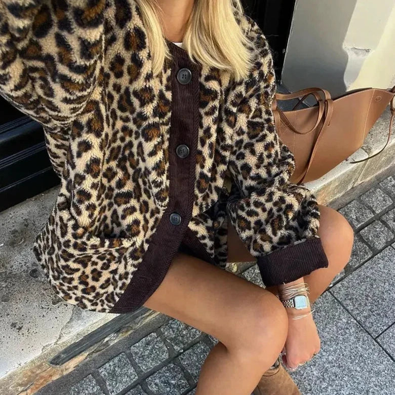 JAMES | Stylowy sweter w leopardzi wzór dla nowoczesnych trendów