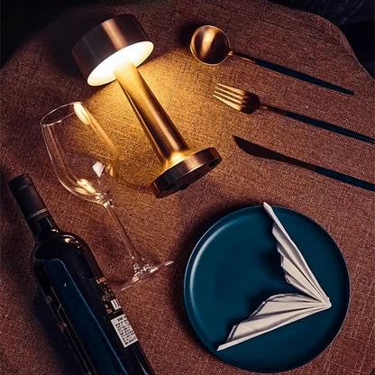 Nowoczesna Lampa Stołowa z Przyciemnianiem - Victor