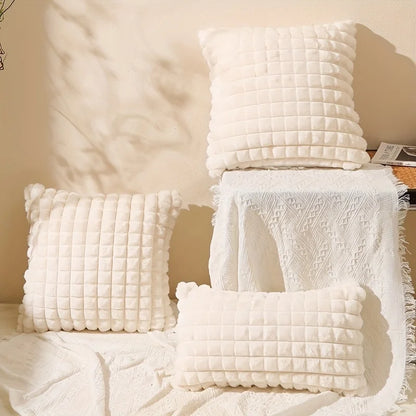 Pluszowy królik do zabawy i przytulania