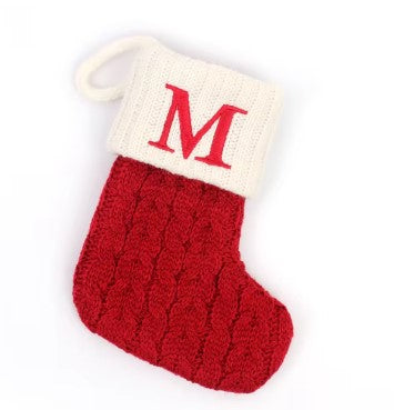 MerrySock – Unikalna Świąteczna Skarpeta z Personalizowanym Haftem