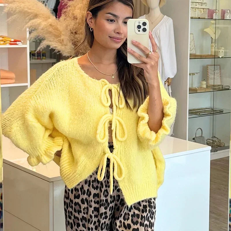 ROOS | Luksusowy sweter z koronkowymi detalami dla eleganckiego akcentu