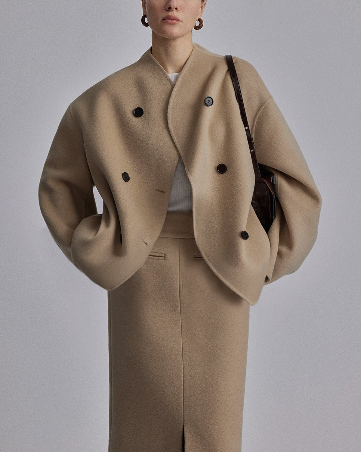 Stylowy Oversized Płaszcz z Guzikami dla Kobiet