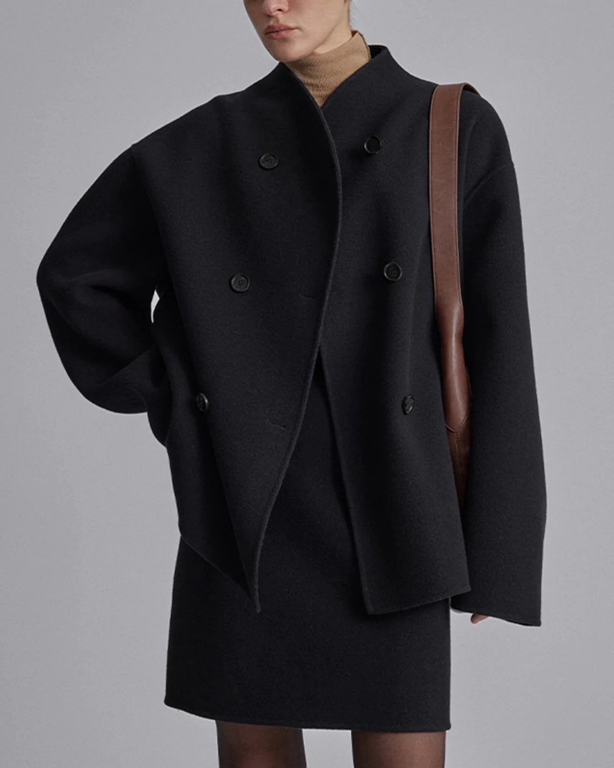 Stylowy Oversized Płaszcz z Guzikami dla Kobiet