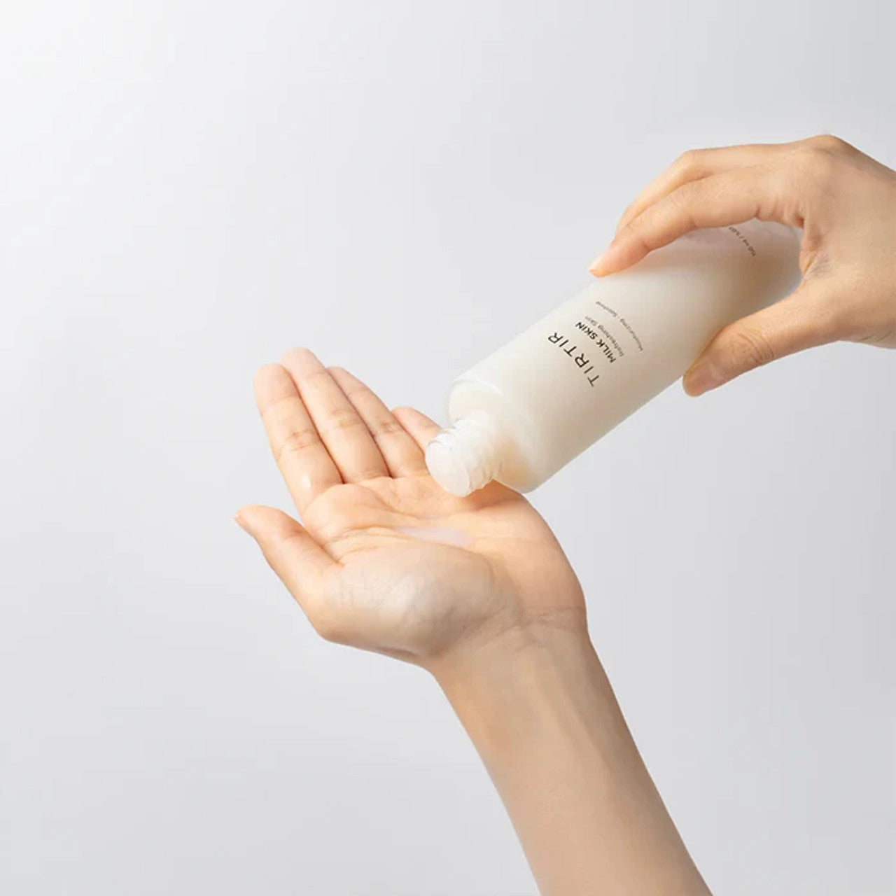 GlowNourish Tonik - Esencja Ryżowa z Niacynamidem dla Zdrowej i Promiennej Cery