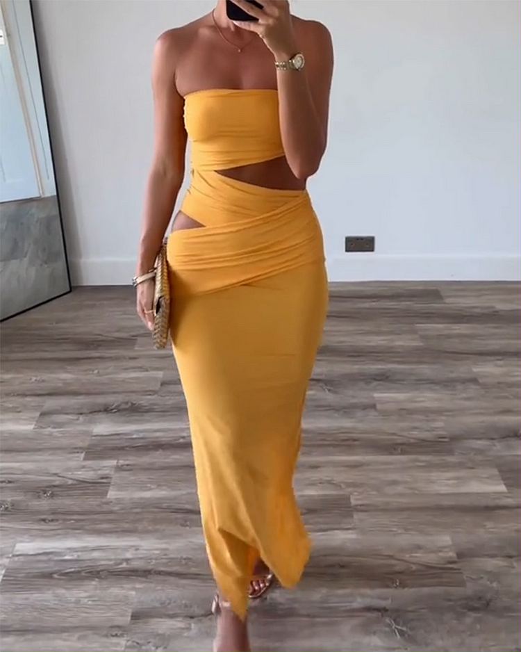 Amara - Sukienka bez ramiączek z efektownym rozcięciem