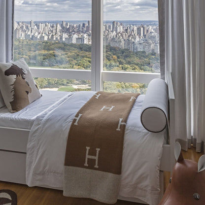 Luxurious Golden Cashmere and Wool Throw Blanket