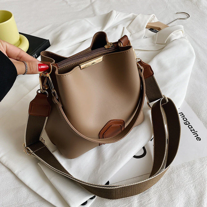 Elegancka torba na ramię z wysokiej jakości skóry - BellaViva