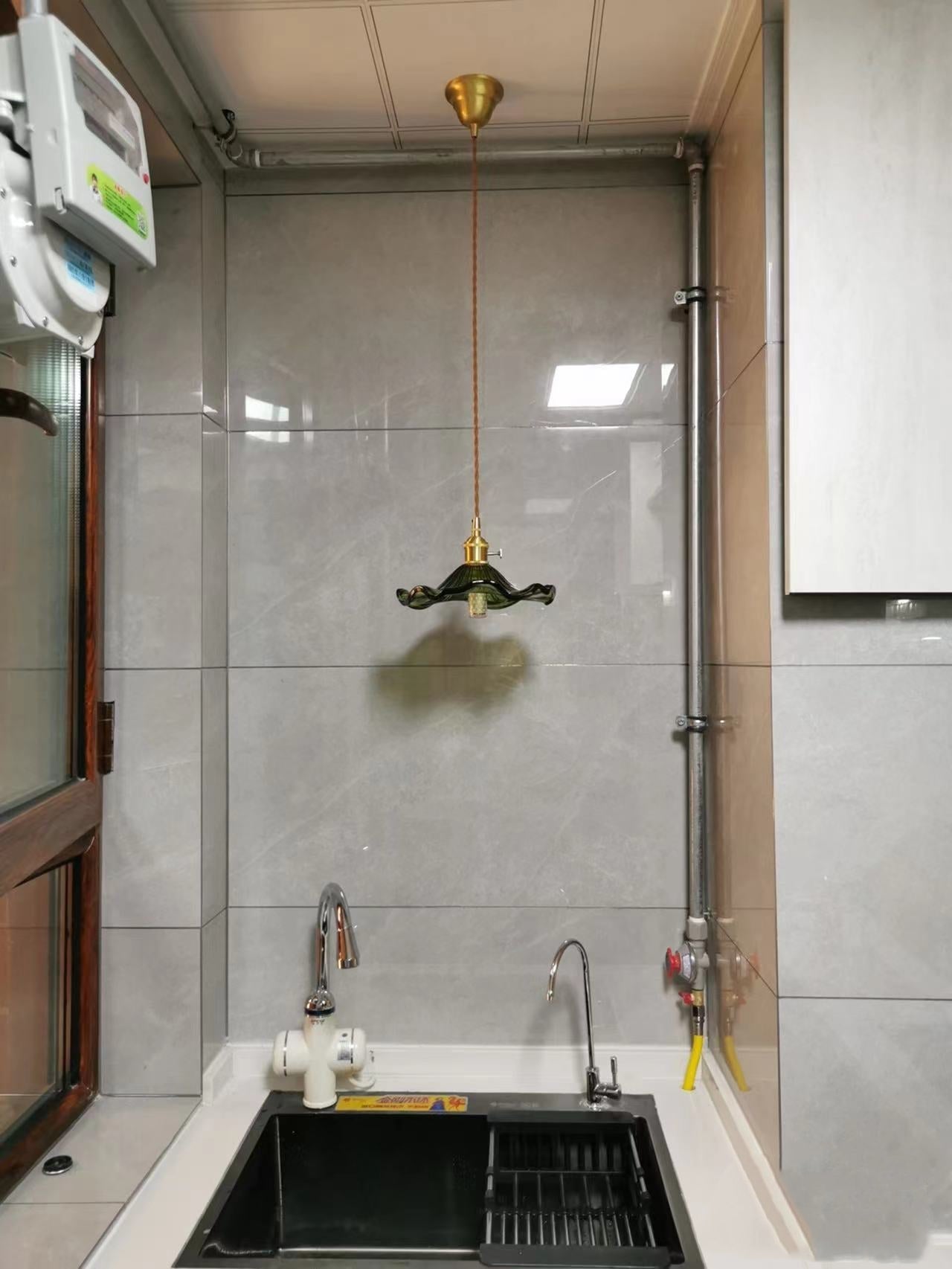 Nordycka Lampa Wisząca LED | Kolorowe Szklane i Miedziane Oświetlenie do Sypialni, Salonu i Baru