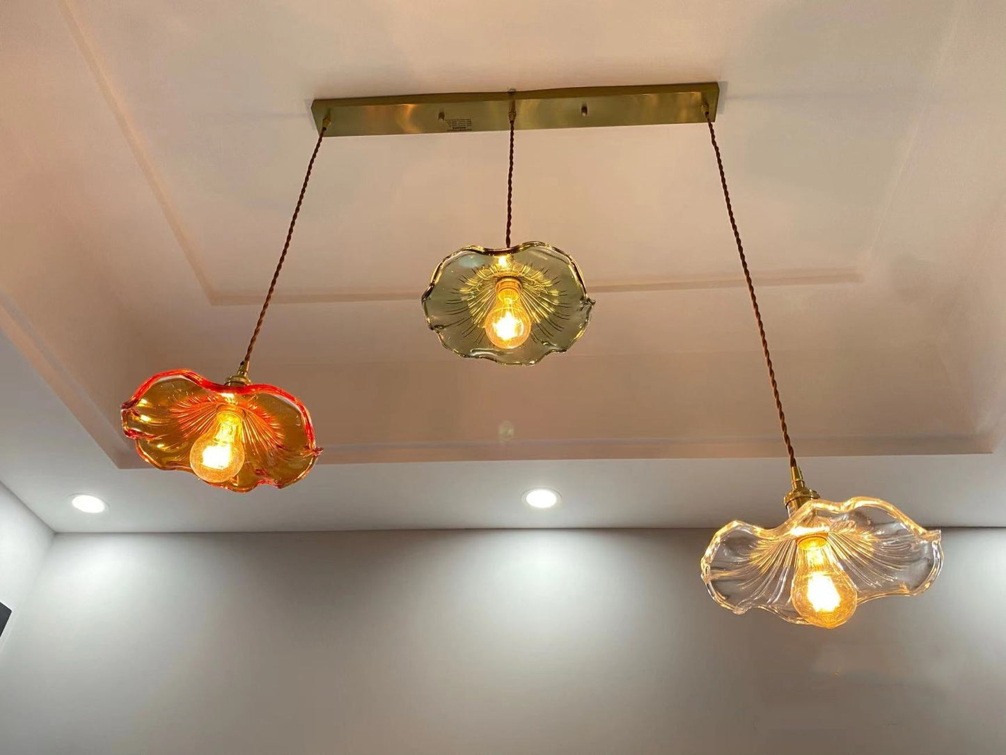 Nordycka Lampa Wisząca LED | Kolorowe Szklane i Miedziane Oświetlenie do Sypialni, Salonu i Baru