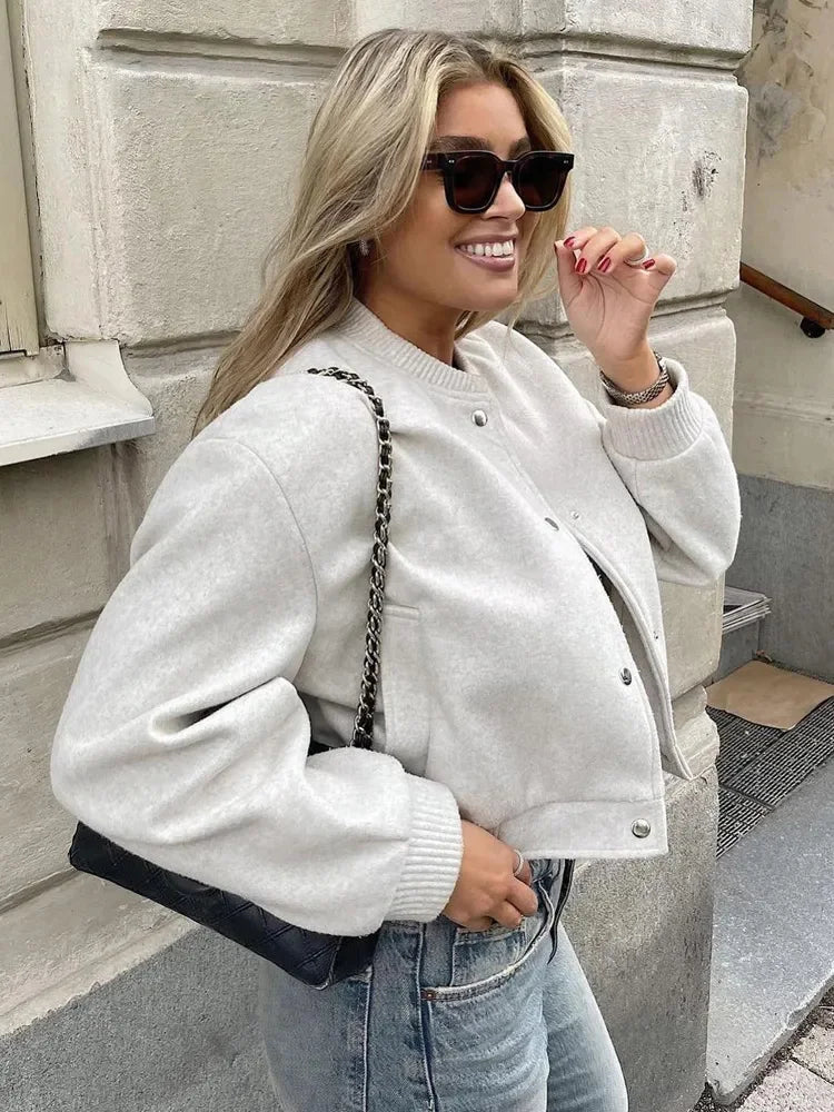 Damska Kurtka Bomber z Wełny – Guziki i Rękawy z Żebrowanym Wykończeniem – Casual Chic