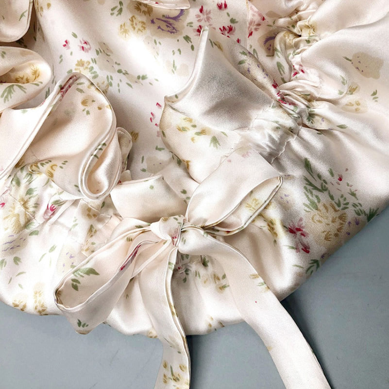 LuxeSilk - Podwójna Jedwabna Czapka do Spania z Wstążką