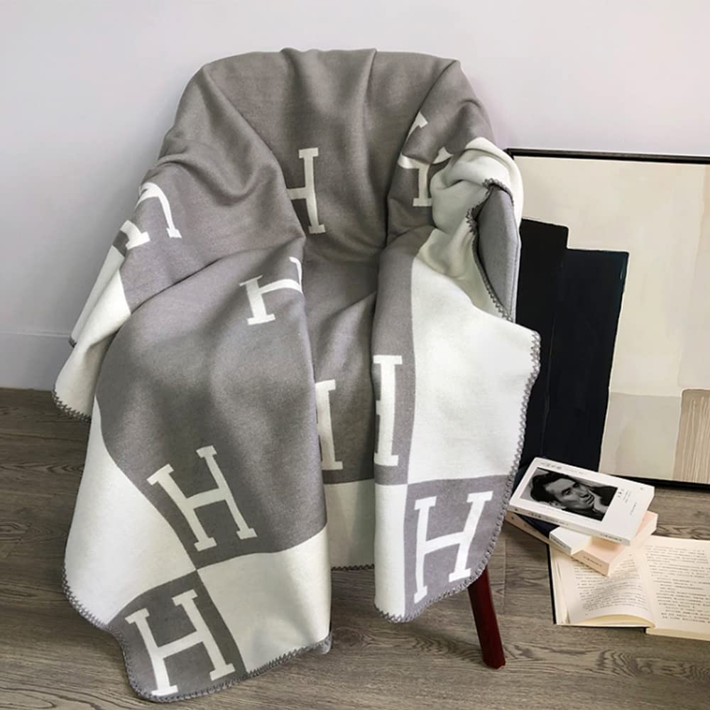 Luxurious Golden Cashmere and Wool Throw Blanket