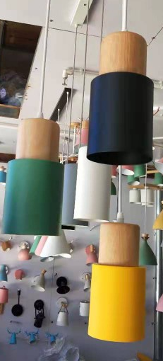 NordicGlow – Lampa Wisząca LED w Stylu Minimalistycznym