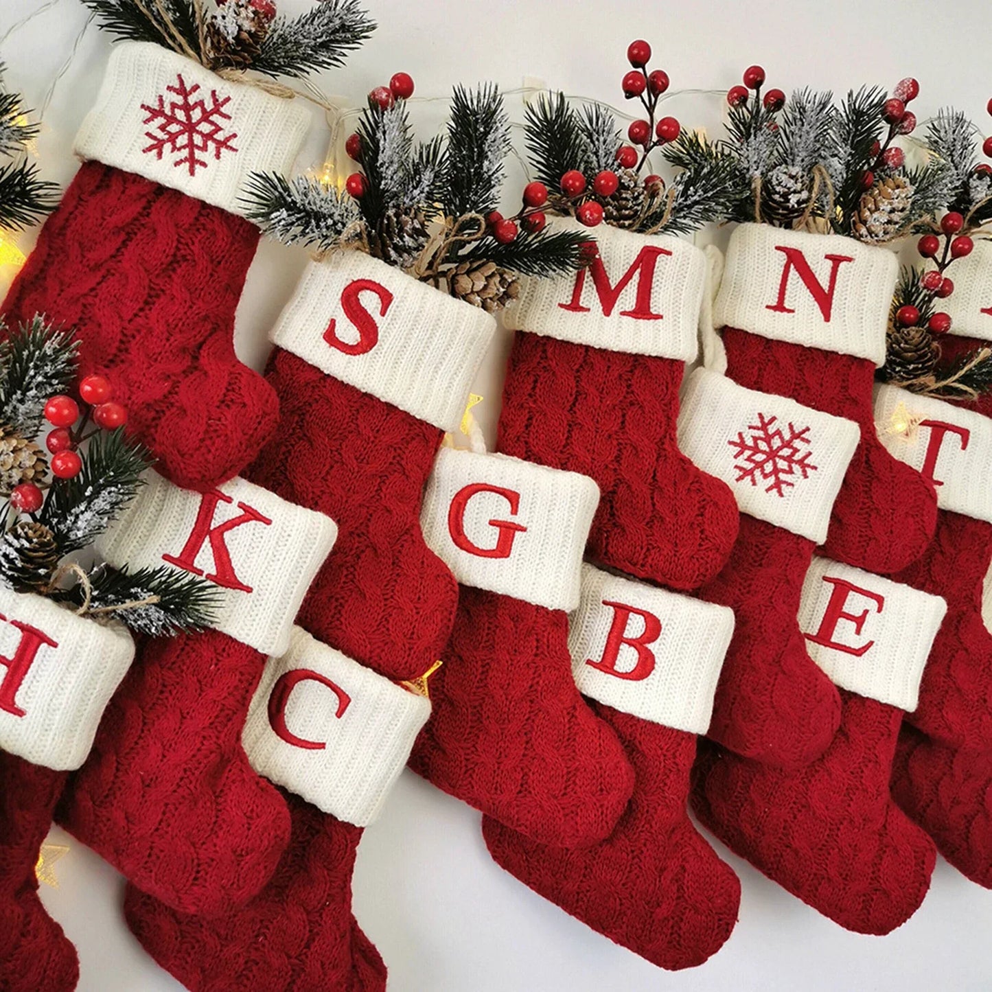 MerrySock – Unikalna Świąteczna Skarpeta z Personalizowanym Haftem