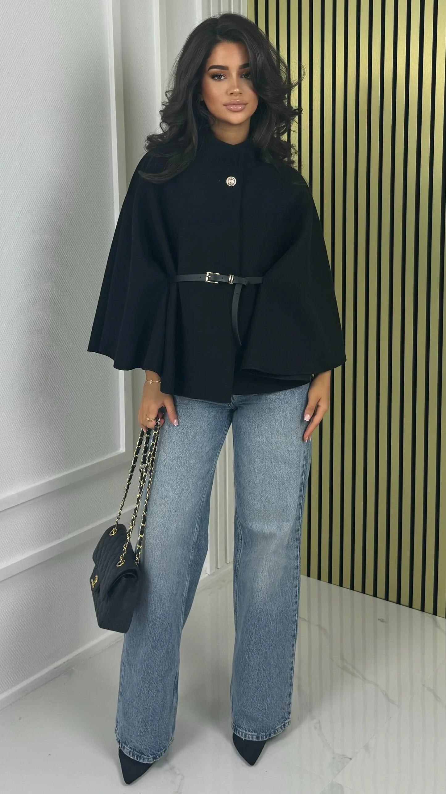 Kobiecy płaszcz z wełny