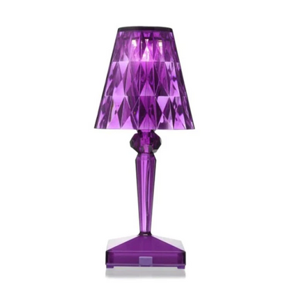 Stół Lampa w Kryształowym Designie – CrystalLuxe