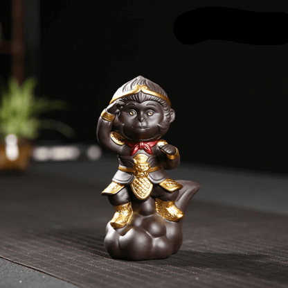 Charakterystyczny Dekoracyjny Posąg Małpiego Króla w Medytacji