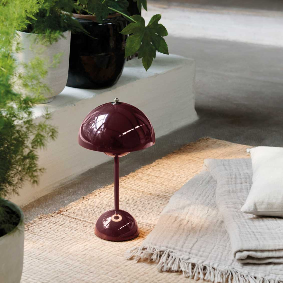MoonGlow LED Table Lamp
