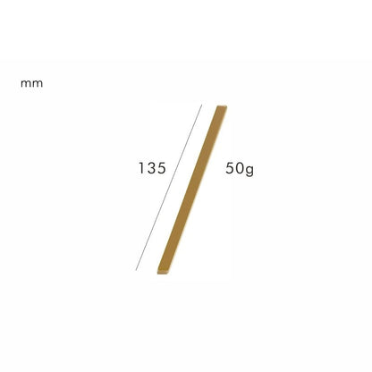 Numery na dom z mosiądzu w satynowym wykończeniu – ponadczasowa elegancja