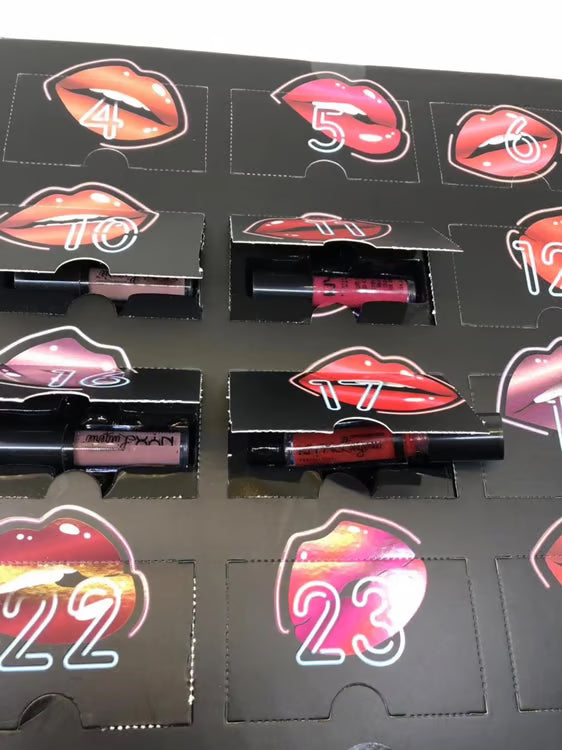 Luksusowy kalendarz adwentowy z pomadkami – codzienna dawka elegancji i blasku